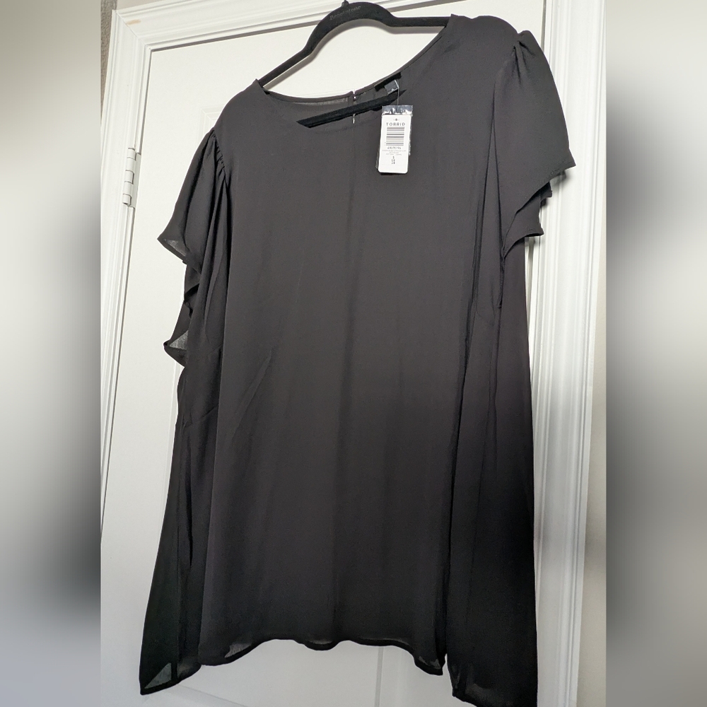 torrid Black Flutter Sleeve Tunic Top